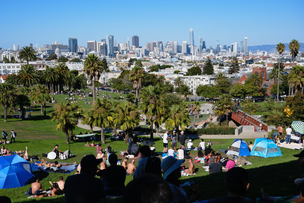 San Francisco 2025 photographic series by Chris Beckman, 9-9
